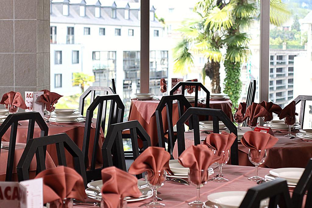 Hotel Acadia Lourdes Ngoại thất bức ảnh
