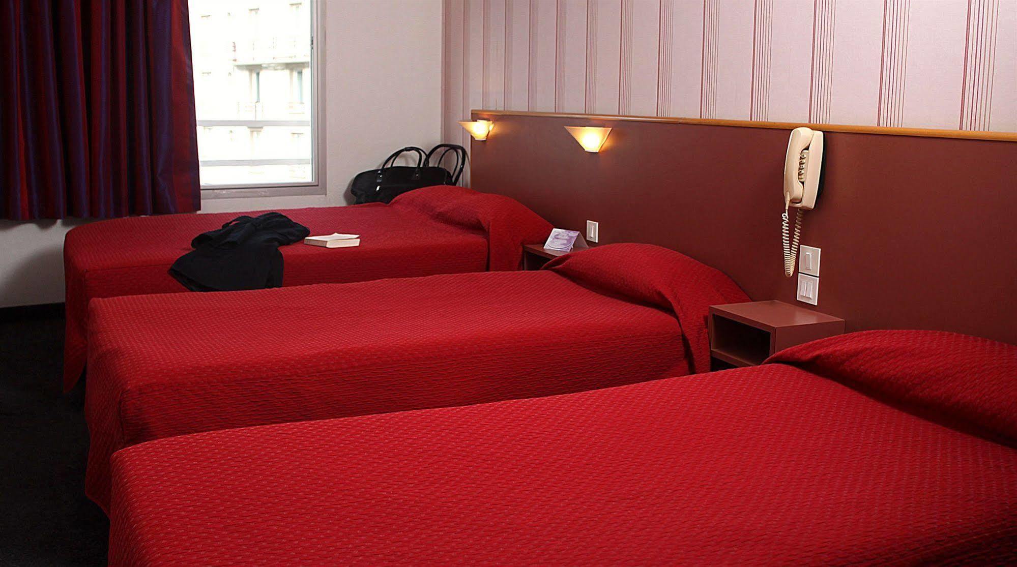 Hotel Acadia Lourdes Ngoại thất bức ảnh