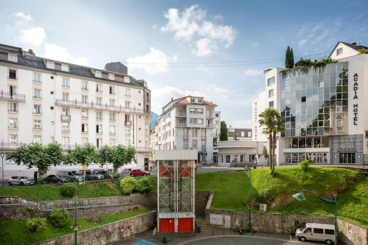 Hotel Acadia Lourdes Ngoại thất bức ảnh
