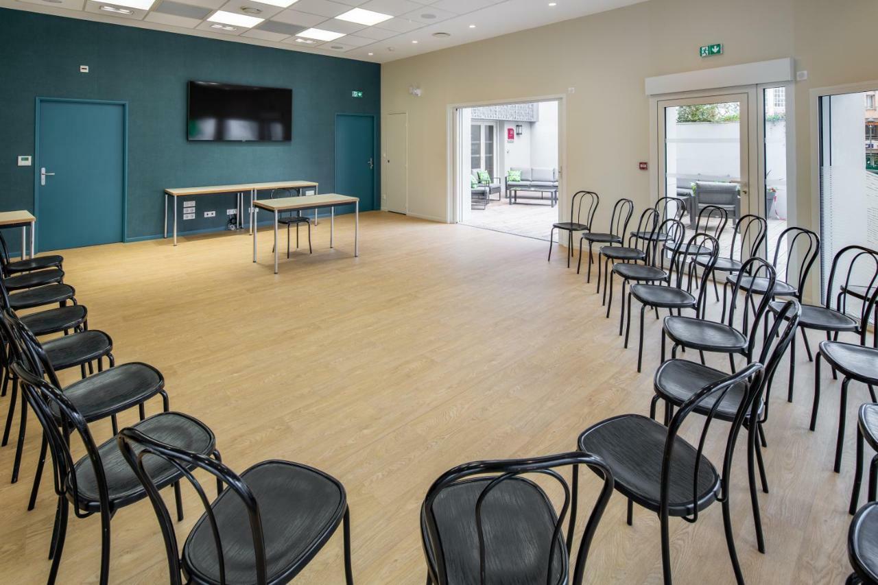 Hotel Acadia Lourdes Ngoại thất bức ảnh